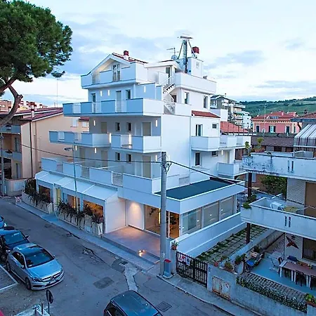 Mane Boutique 3* Roseto Degli Abruzzi