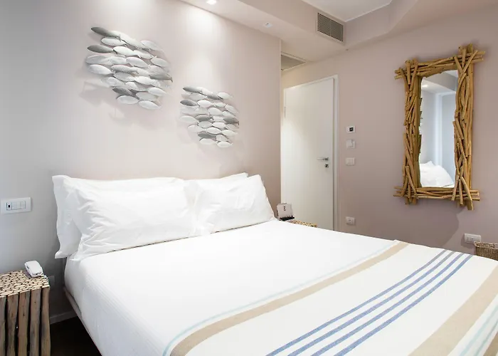 Mane Boutique Hotel 3*